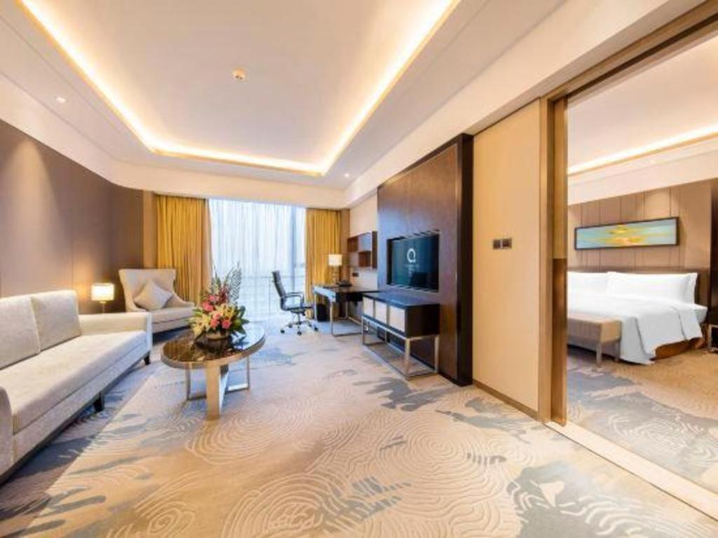The Qube Hotel Jingzhou Bagian luar foto
